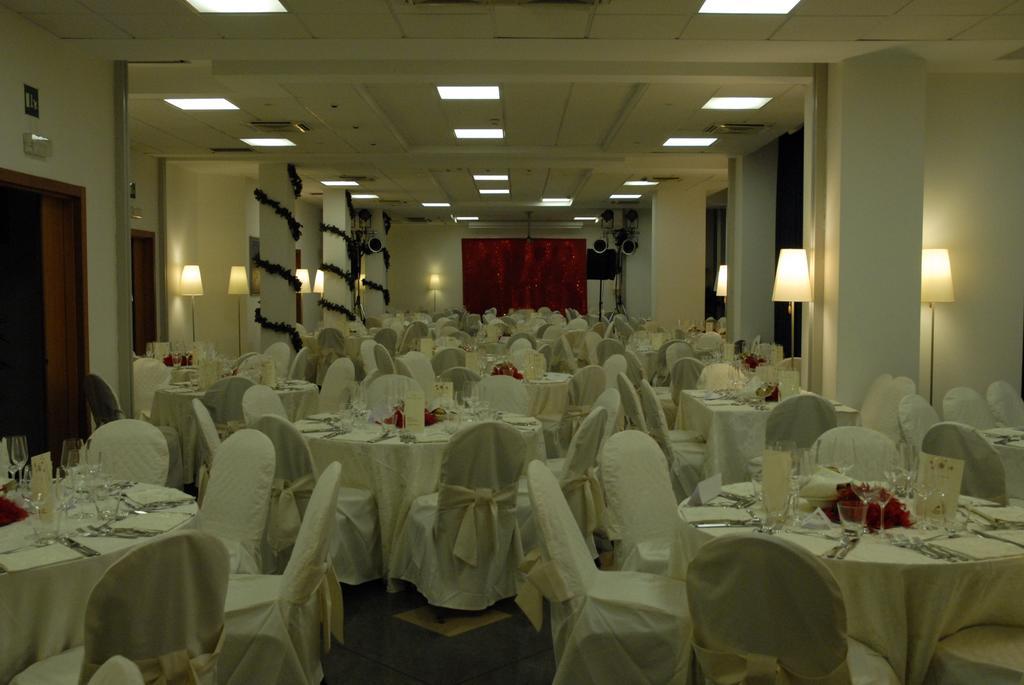 אנלציט Marina Palace Hotel & Congress Hall מראה חיצוני תמונה